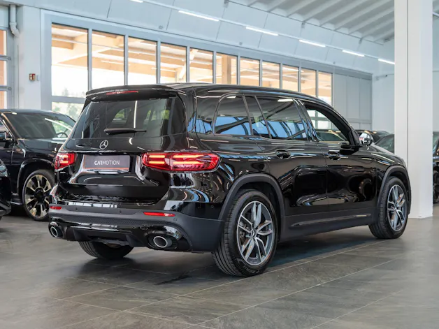 MERCEDES-BENZ GLB 35 AMG 4matic / Facelift / 360°Kamera / AHK