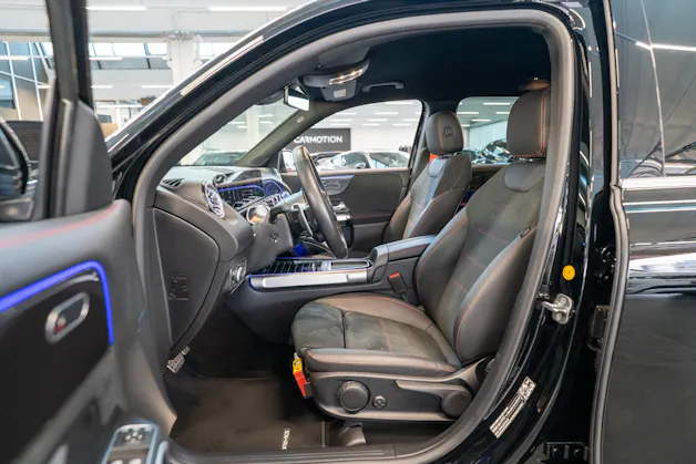 MERCEDES-BENZ GLB 35 AMG 4matic / Facelift / 360°Kamera / AHK
