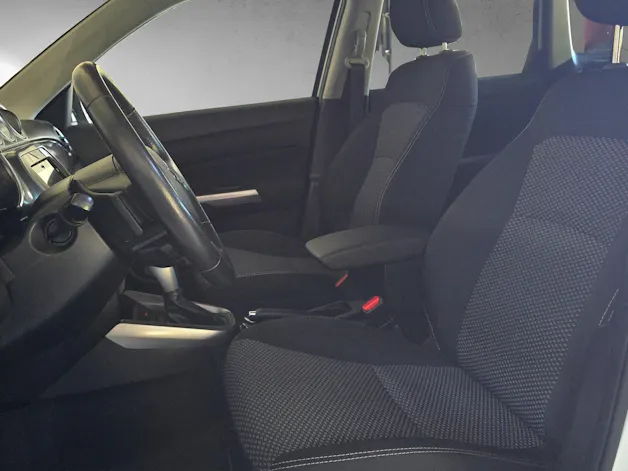 Suzuki Vitara 1.4 Boosterjet Compact + Automatic