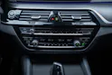 BMW 530i xDrive SAG M-Sport / Alcantara Sitze / Rückfahrkamera / El.Sitze / Ambientebeleuchtung