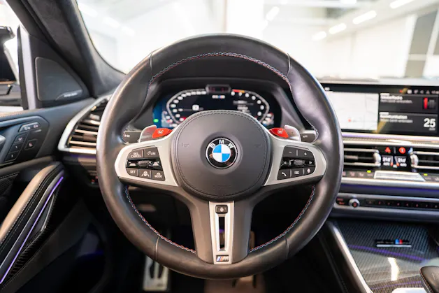BMW X6 M Competition / Panorama / 360°Kamera / HeadUp