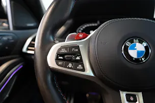 BMW X6 M Competition / Panorama / 360°Kamera / HeadUp