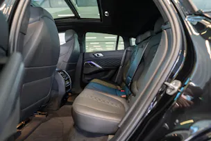 BMW X6 M Competition / Panorama / 360°Kamera / HeadUp