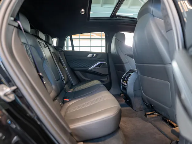 BMW X6 M Competition / Panorama / 360°Kamera / HeadUp