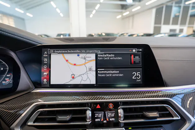 BMW X6 M Competition / Panorama / 360°Kamera / HeadUp