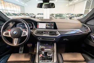 BMW X6 M Competition / Panorama / 360°Kamera / HeadUp