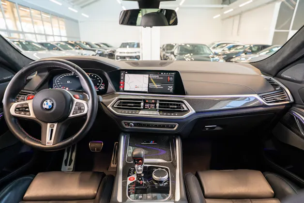 BMW X6 M Competition / Panorama / 360°Kamera / HeadUp