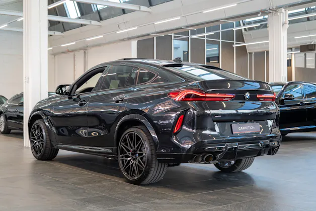 BMW X6 M Competition / Panorama / 360°Kamera / HeadUp