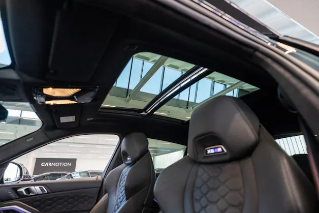 BMW X6 M Competition / Panorama / 360°Kamera / HeadUp