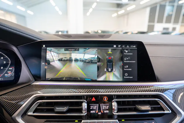 BMW X6 M Competition / Panorama / 360°Kamera / HeadUp