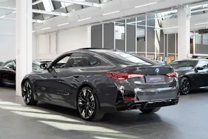 BMW M440i xDrive Gran Coupé / LCI / Panorama-Schiebedach / Head-Up Display
