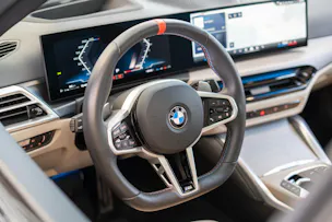 BMW M440i xDrive Gran Coupé / LCI / Panorama-Schiebedach / Head-Up Display