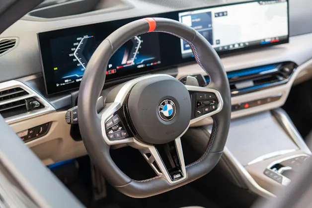 BMW M440i xDrive Gran Coupé / LCI / Panorama-Schiebedach / Head-Up Display