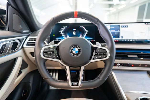 BMW M440i xDrive Gran Coupé / LCI / Panorama-Schiebedach / Head-Up Display