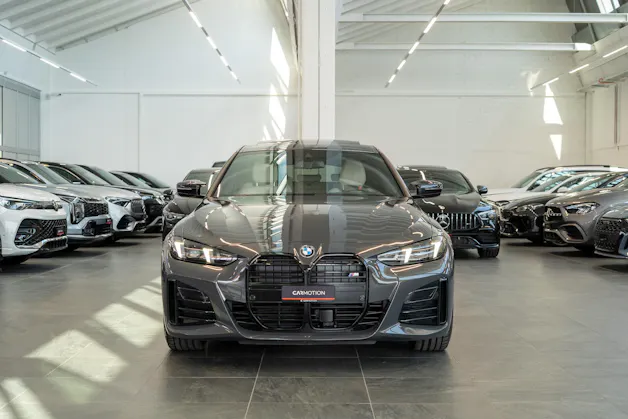 BMW M440i xDrive Gran Coupé / LCI / Panorama-Schiebedach / Head-Up Display