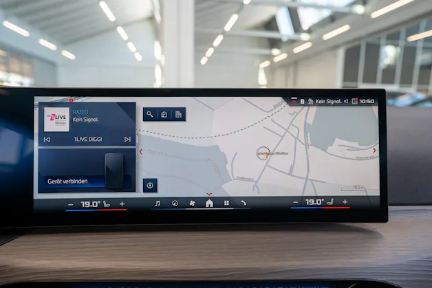 BMW M440i xDrive Gran Coupé / LCI / Panorama-Schiebedach / Head-Up Display
