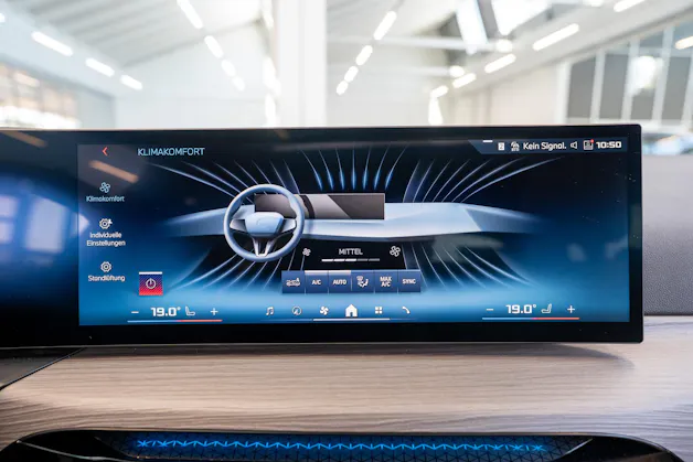 BMW M440i xDrive Gran Coupé / LCI / Panorama-Schiebedach / Head-Up Display