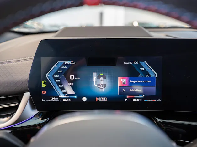 BMW X2 M35i / Iconic Glow / Head-Up Display / Harman Kardon
