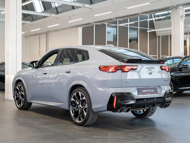 BMW X2 M35i / Iconic Glow / Head-Up Display / Harman Kardon