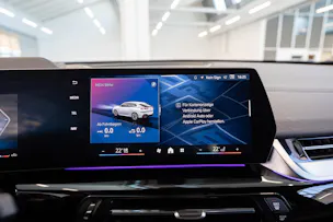 BMW X2 M35i / Iconic Glow / Head-Up Display / Harman Kardon