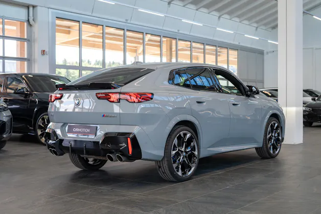 BMW X2 M35i / Iconic Glow / Head-Up Display / Harman Kardon