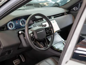 Land Rover Range Rover Evoque 2.0 D 200 Dynamic SE / Panorama / Rückfahrkamera / el.Sitze
