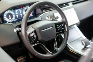 Land Rover Range Rover Evoque 2.0 D 200 Dynamic SE / Panorama / Rückfahrkamera / el.Sitze