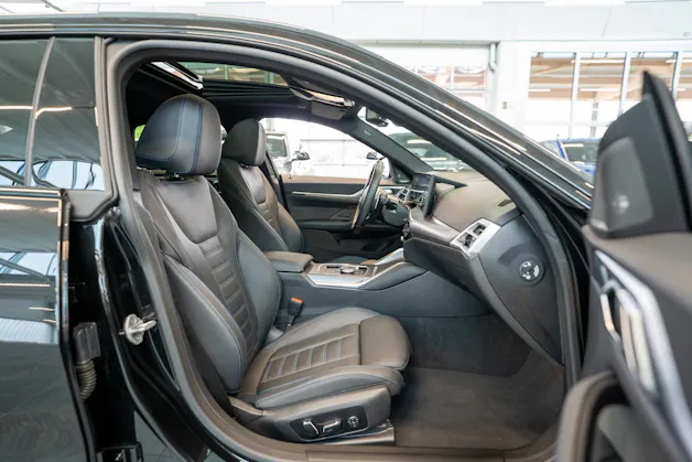 BMW M440i xDrive Gran Coupé M Sport Pro / LCI / Glasdach / 360°Kamera / HeadUp