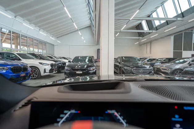 BMW M440i xDrive Gran Coupé M Sport Pro / LCI / Glasdach / 360°Kamera / HeadUp