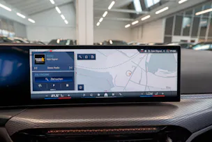BMW M440i xDrive Gran Coupé M Sport Pro / LCI / Glasdach / 360°Kamera / HeadUp