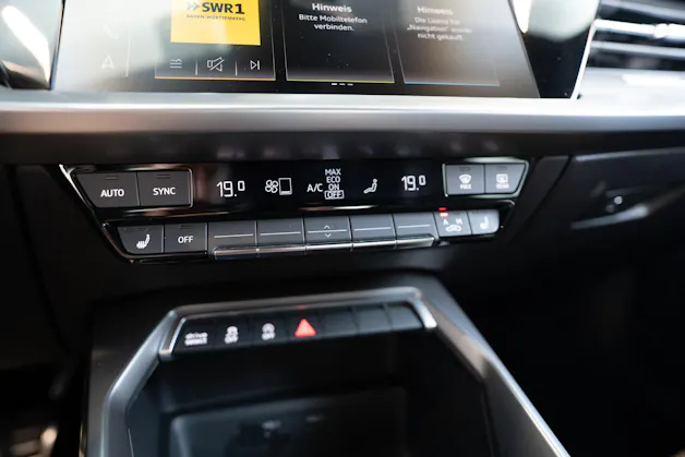AUDI S3 Limousine 2.0 TFSI quattro S-Tronic / Virtual Cockpit / Abstand-tempomat / Sitzheizung