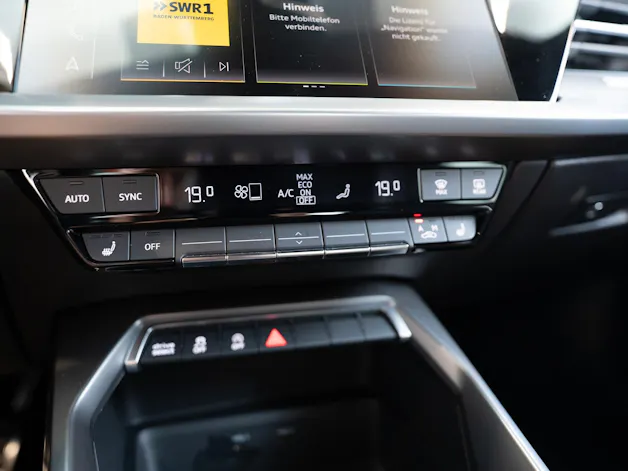 AUDI S3 Limousine 2.0 TFSI quattro S-Tronic / Virtual Cockpit / Abstand-tempomat / Sitzheizung