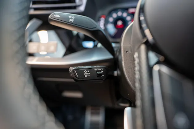 AUDI S3 Limousine 2.0 TFSI quattro S-Tronic / Virtual Cockpit / Abstand-tempomat / Sitzheizung