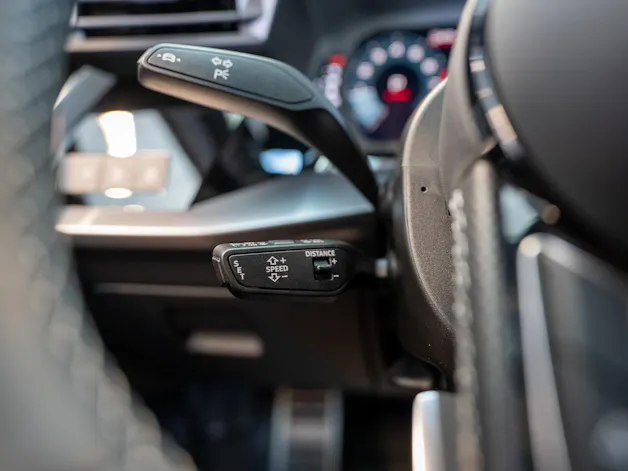AUDI S3 Limousine 2.0 TFSI quattro S-Tronic / Virtual Cockpit / Abstand-tempomat / Sitzheizung