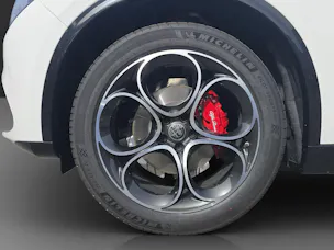 ALFA ROMEO Stelvio 2.0 Veloce Q4 AT8