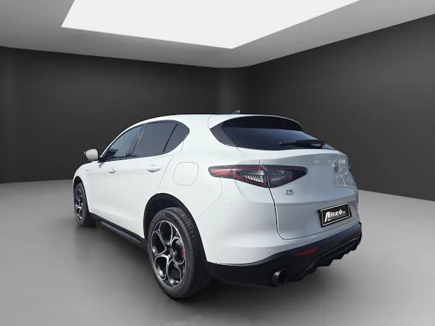 ALFA ROMEO Stelvio 2.0 Veloce Q4 AT8