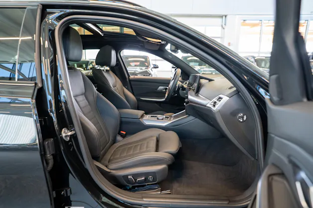 BMW M340i xDrive Touring / LCI / Panorama / 360°Kamera