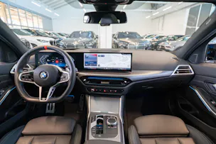BMW M340i xDrive Touring / LCI / Panorama / 360°Kamera