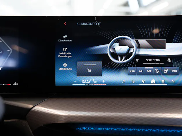 BMW M340i xDrive Touring / LCI / Panorama / 360°Kamera