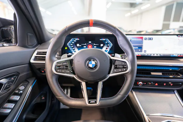 BMW M340i xDrive Touring / LCI / Panorama / 360°Kamera