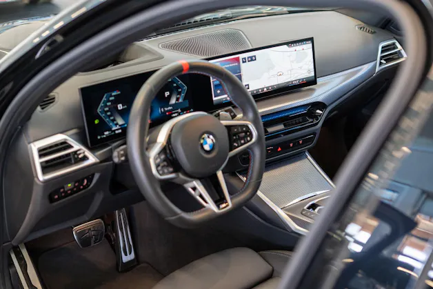 BMW M340i xDrive Touring / LCI / Panorama / 360°Kamera