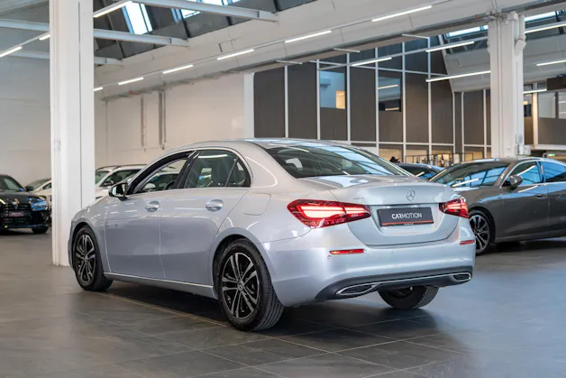 MERCEDES-BENZ A 220 Progressive 4m Limousine / Facelift / Rückfahrkamera / Sitzheizung