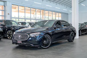 MERCEDES-BENZ E 220 d AMG Line / MBUX Superscreen / 360°Kamera / Ambientebeleuchtung