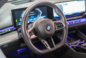 BMW 520i M Sport / HeadUp / 360°Kamer / Sitzbelüftung