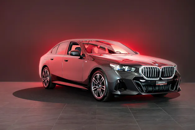 BMW 520i M Sport / HeadUp / 360°Kamer / Sitzbelüftung