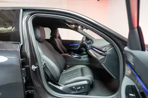 BMW 520i M Sport / HeadUp / 360°Kamer / Sitzbelüftung