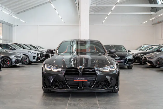 BMW M4 Competition xDrive Coupé / M Carbon Schalensitze / Keramik Bremsanlage / Head-Up Display