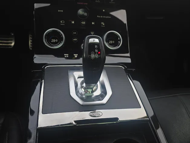 Land Rover Range Rover Evoque R-Dynamic P 200 AT9
