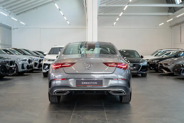 MERCEDES-BENZ CLA 200 AMG Line / Facelift / Rückfahrkamera / Ambientebeleuchtung