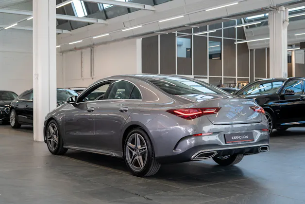 MERCEDES-BENZ CLA 200 AMG Line / Facelift / Rückfahrkamera / Ambientebeleuchtung
